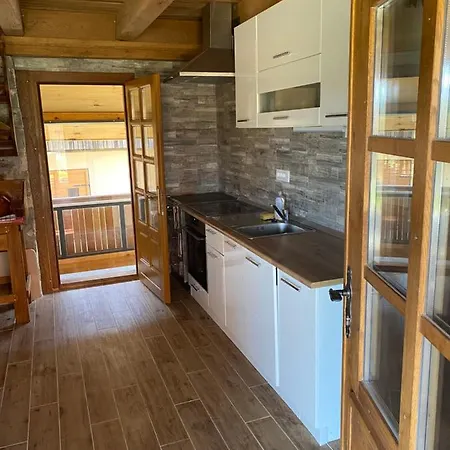 Domacija Brdar بيت للعطل *