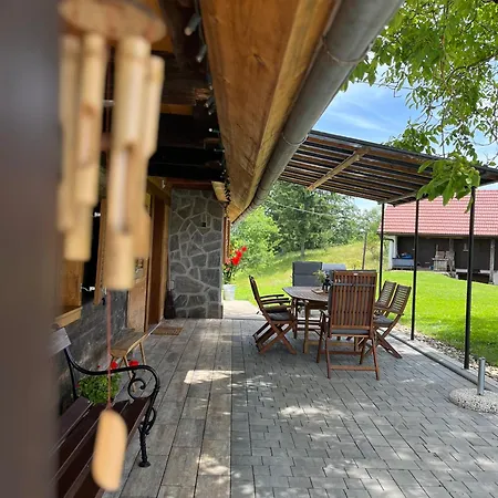 Domacija Brdar Casa de Férias