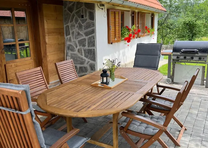 Holiday home Domacija Brdar