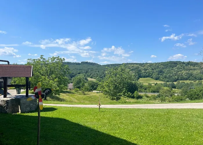 Domacija Brdar Adlesici